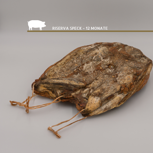Riserva Speck ganze Hamme – 100 % italienisches Schweinefleisch, 12 Monate gereift, traditionell geräuchert