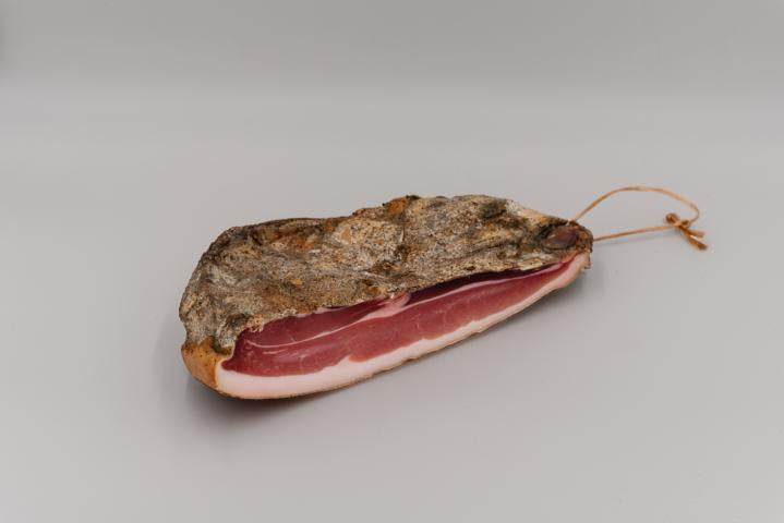Schinken Speck Classic - 7 Monate gereift, handgemacht - halbe Hamme